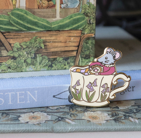 Pin's "Tasse de printemps" - Accessoire