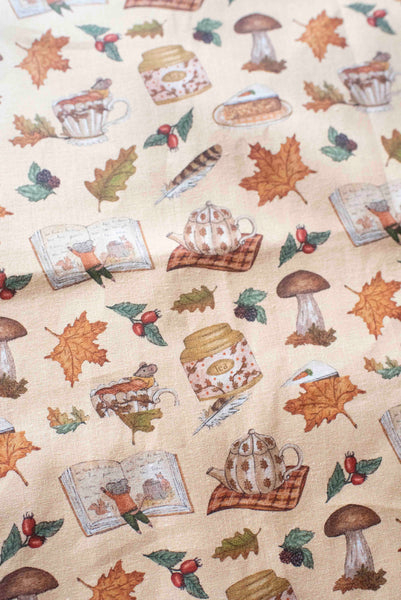 Serviette en tissus avec léger défauts sur le motif « Tea time d'automne en forêt »