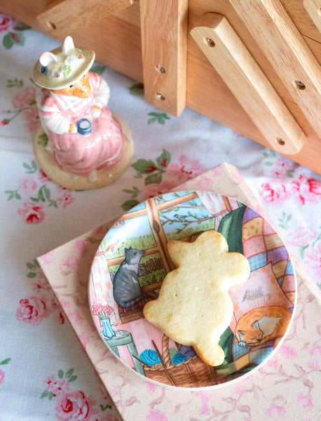 Sous-tasse "Cottage printanier"